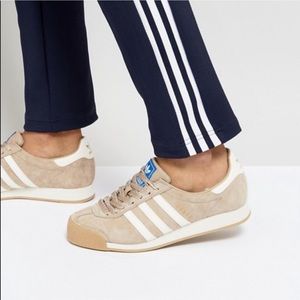 Original Adidas Vintage Sneakers